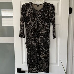 Ann Taylor Black & Cream Printed Long-Sleeve Midi Dress